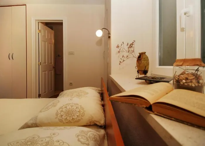 Caralipeo * Μακάρσκα